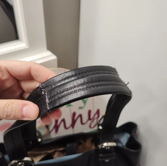 ๐ค Vintage EUC Coach Soho Leather North South Smooth Leather Tote Bag, Black - Picture 15 of 16